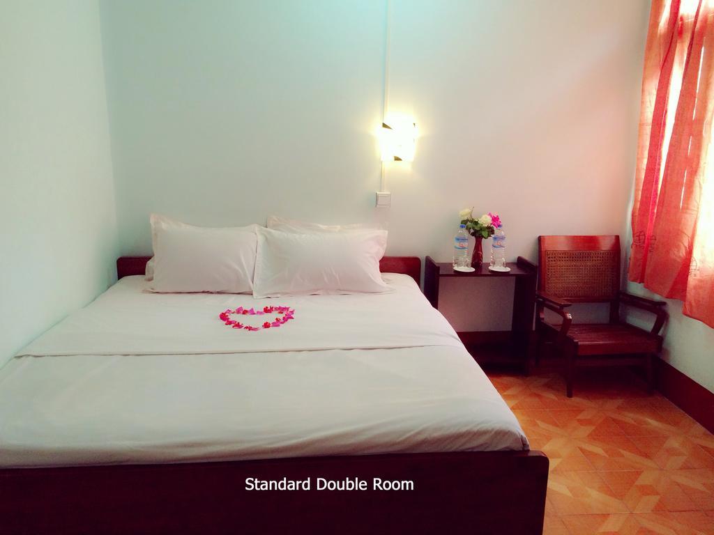 Joy Hotel Nyaung Shwe Zimmer foto